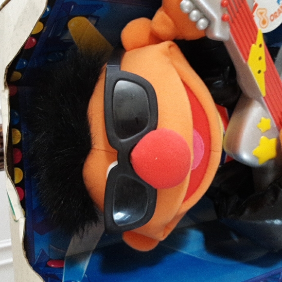 RICK N ROLL ERNIE SESAME STREET DOLL NWT IN BOX - Picture 2 of 9